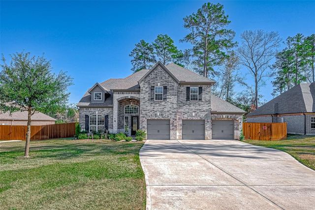 $724,900 | 307 Hidden Bend Court