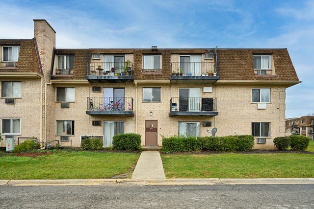 $139,000 | 267 Shorewood Drive, Unit GD | Glendale Heights