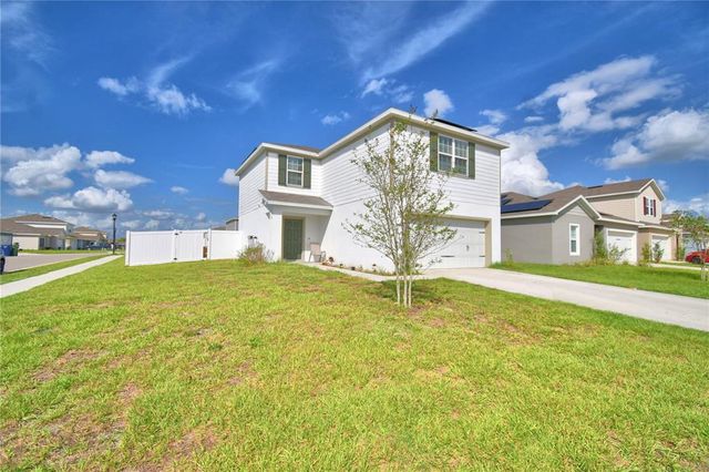 $300,000 | 1533 Majestic Lane | Winter Haven