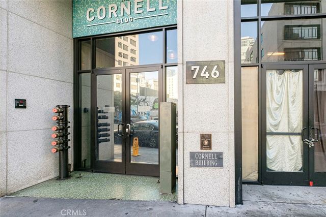 $347,000 | 746 South Los Angeles Street, Unit 1009 | Downtown Los Angeles