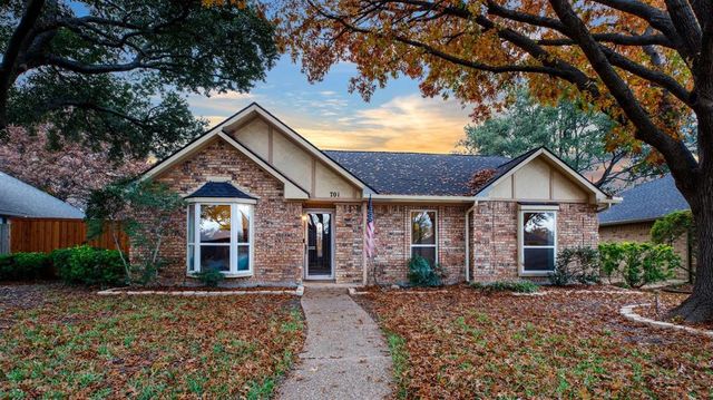 $400,000 | 701 Sandy Creek Drive | Allen