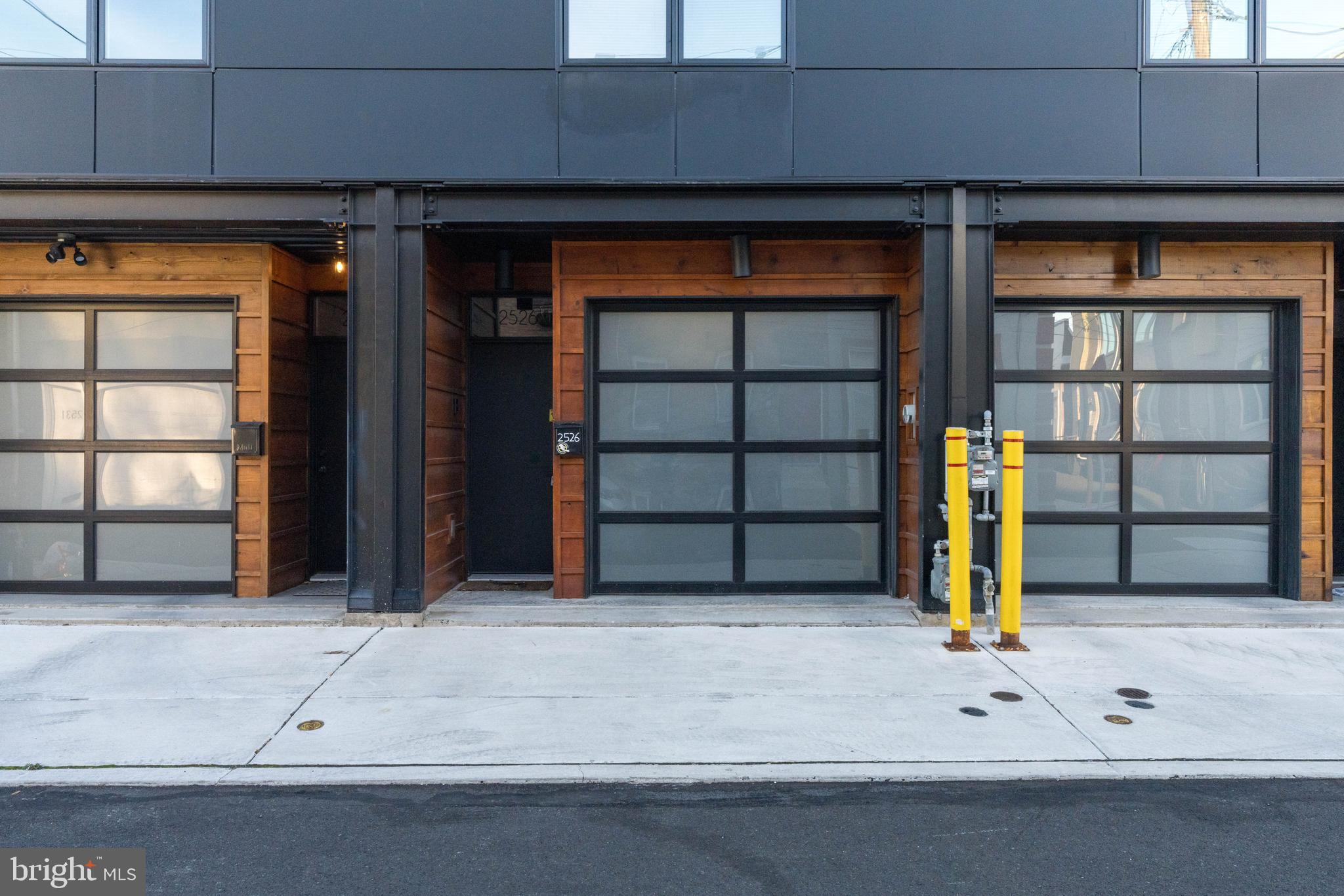 a view of a garage