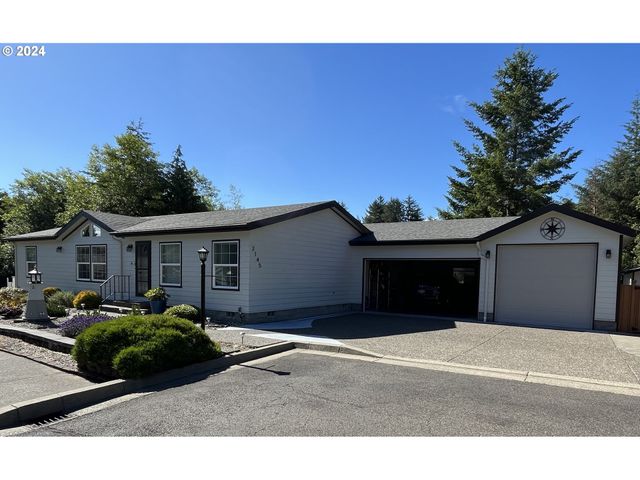 $479,000 | 2145 Lynne Drive | North Bend