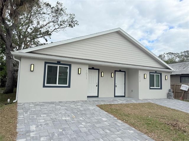 $2,100 | 1013 3rd Street West | Bradenton Village