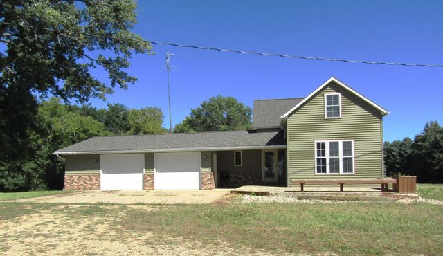 $185,000 | 3633 Highway 67 | Tyro Township - Yellow Medicine County