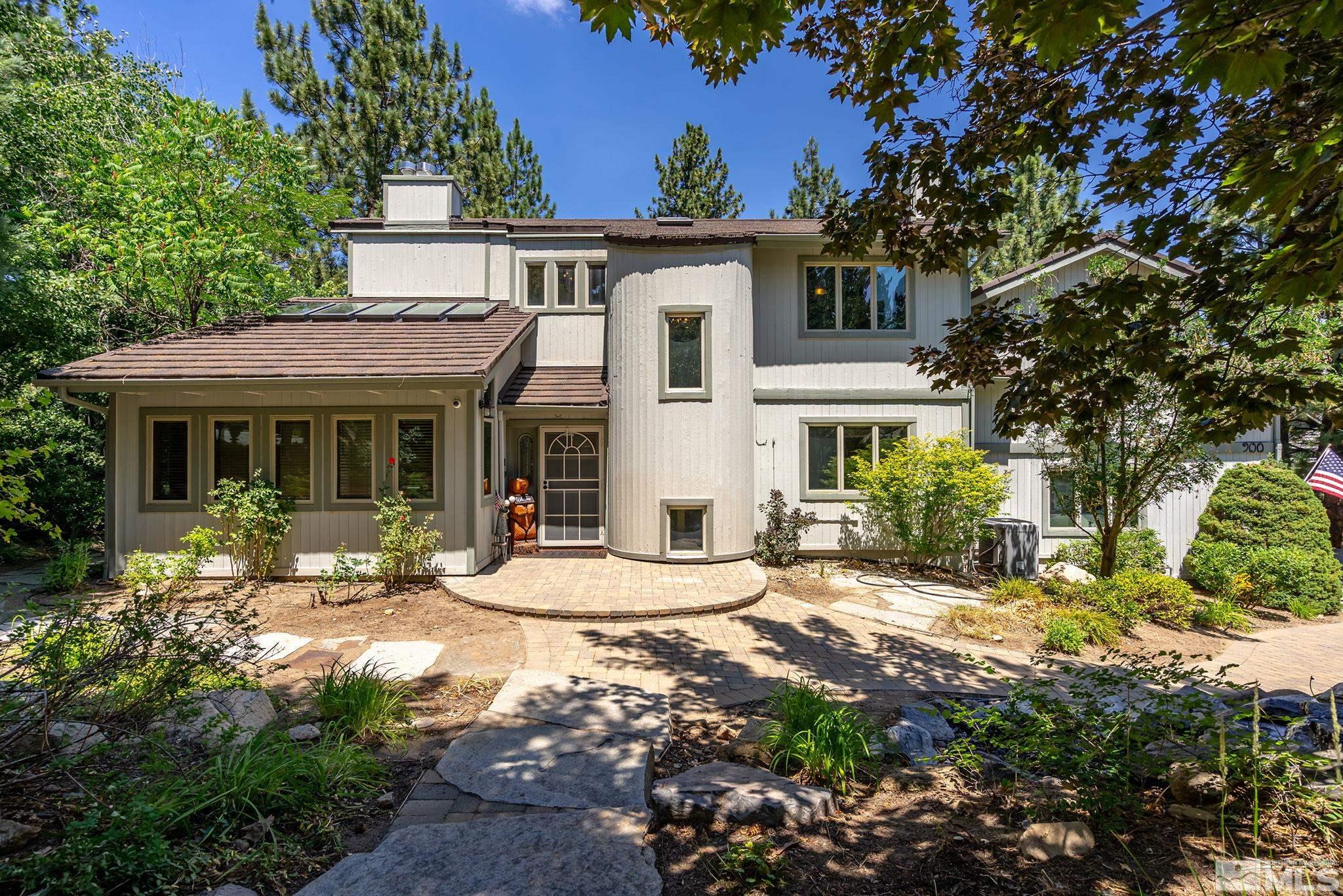 a view of a house with outdoor space