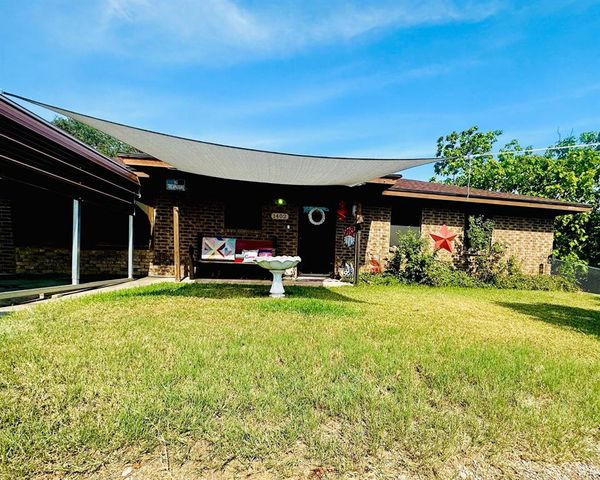 $239,900 | 1402 Allen Road | Goldthwaite