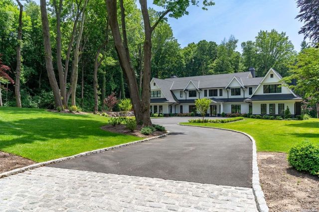 $5,705,900 | 16 Cowpath | Brookville Village