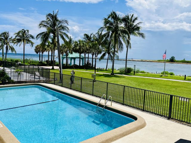 $3,000 | 308 Inlet Way, Unit 4 | Palm Beach Shores