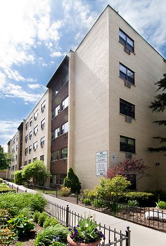 $1,600 | 606 West Cornelia Avenue, Unit 587 | Lake View East