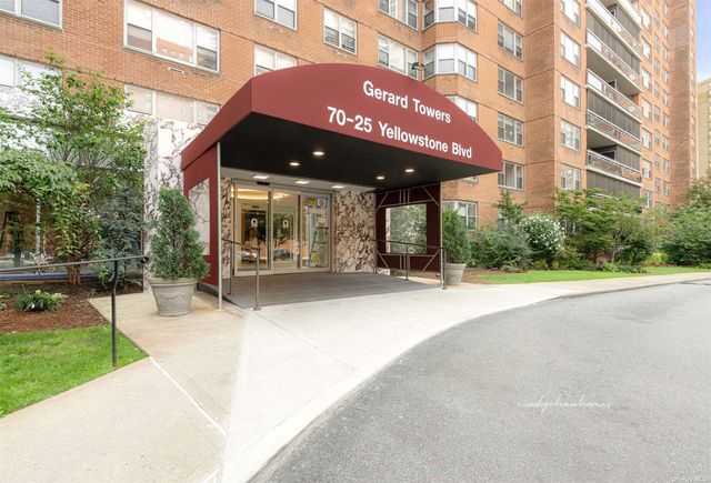 $2,300 | 70-25 Yellowstone Boulevard, Unit 14L | Forest Hills