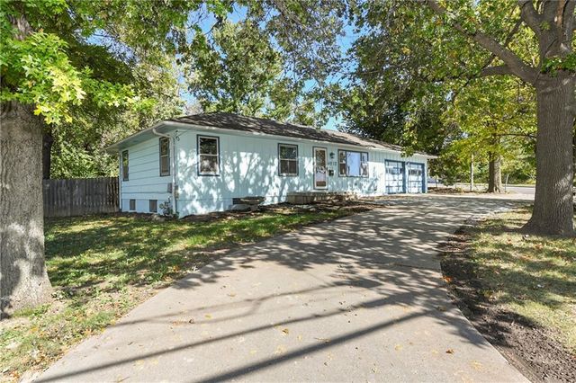 $180,000 | 4912 East Red Bridge Road | Royal Oaks