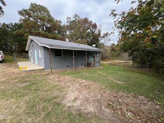 $160,000 | 5486 B U.S. Highway 301 South | Four Oaks