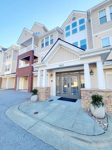 $1,950 | 2810 Bedford Green Drive, Unit 201 | Meadow Wood Park