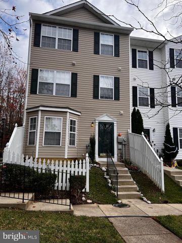 $2,495 | 40 G Amberstone Court | Annapolis