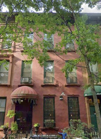 $2,850,000 | 21 St Marks Place | Boerum Hill