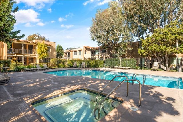 $525,000 | 13722 Red Hill Avenue, Unit 75 | Tustin