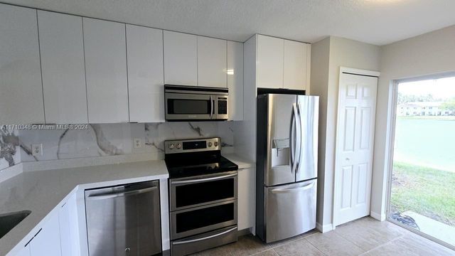 $2,100 | 2920 Southeast 13th Avenue, Unit 10351 | Homestead