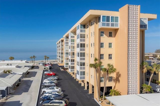 $4,000 | 1255 Tarpon Center Drive, Unit 310 | Venice