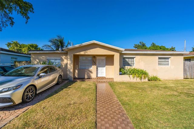 $575,000 | 7525 Southwest 30th Terrace | Coral Terrace