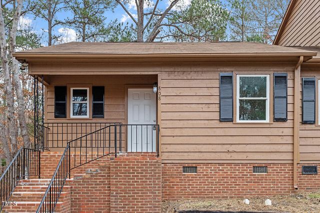 $229,900 | 808 Kendall Drive | Park Place