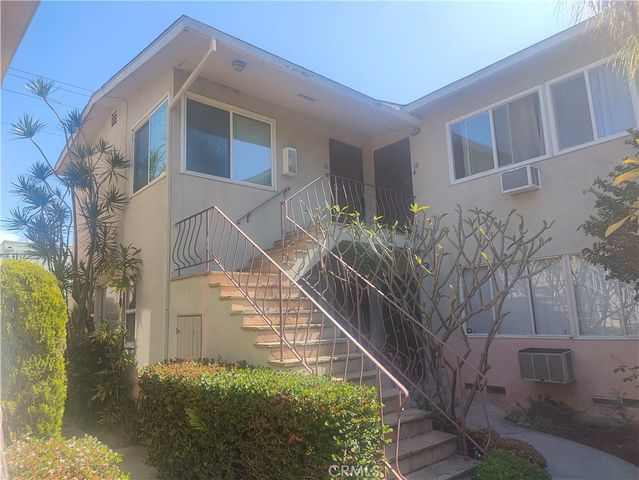 $2,650 | 1035 East Appleton Street, Unit 12 | Alamitos Beach