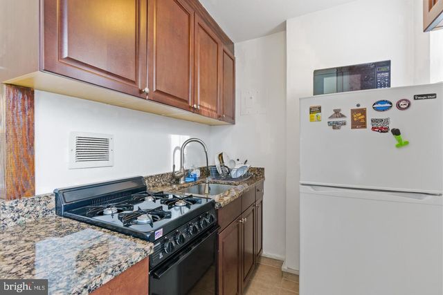 $1,600 | 1111 Arlington Boulevard, Unit 503 | River Place West