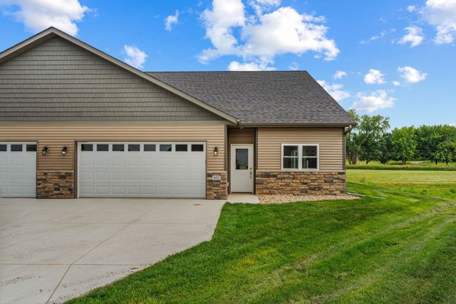 $315,000 | 611 Northwood Drive | Janesville