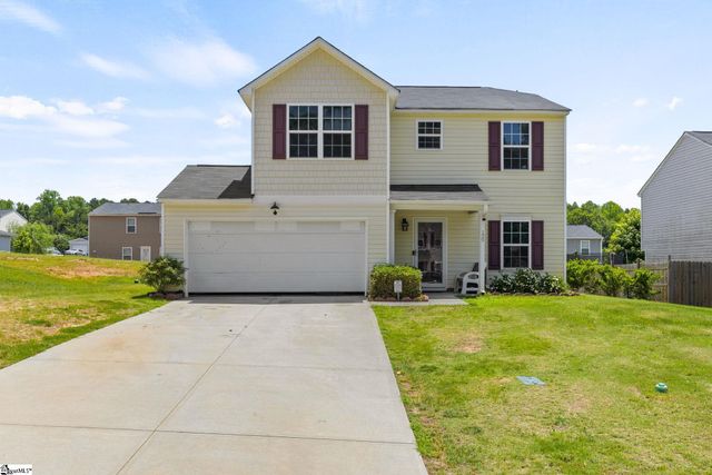 $218,900 | 129 Queens Circle | Pinehaven Pointe