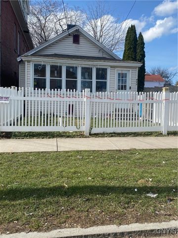 $89,900 | 407 Pond Street | Washington Square