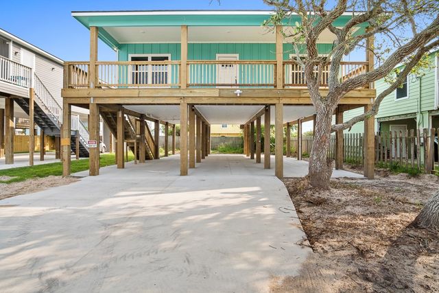 $382,499 | 217 Las Palmas Drive | Flour Bluff