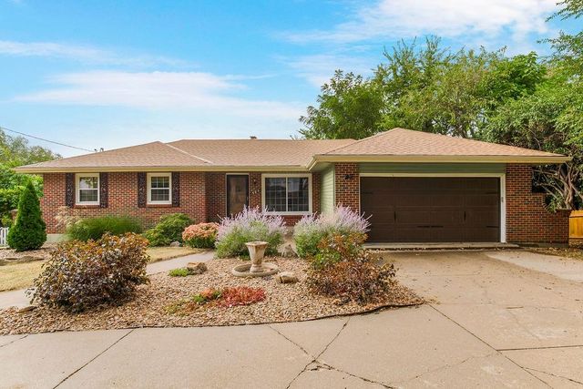 $384,900 | 521 Santa Fe Trail | Mission Lake