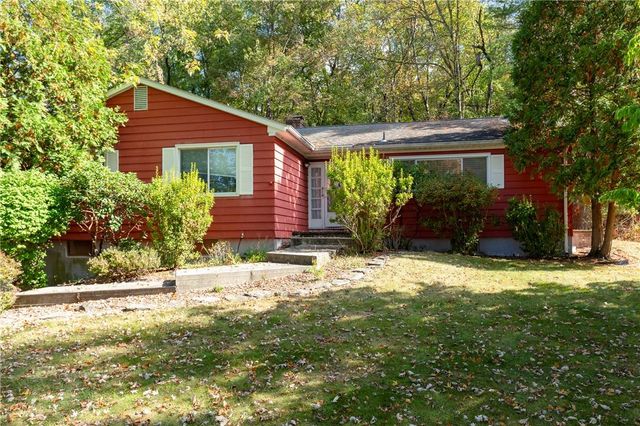 $449,000 | 15 Slate Hill Drive | Spackenkill