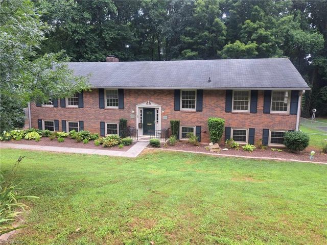 $475,000 | 3230 Kinnamon Road | Country Club