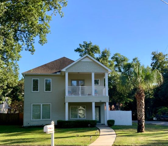 $524,900 | 88 Yacht Club Drive | Cinco Bayou