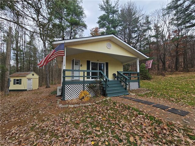 $149,900 | 7242 Velie Road | Bath