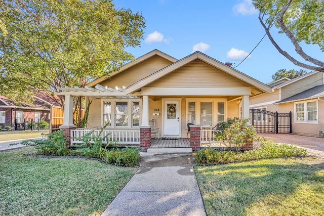 $700,000 | 314 East College Street | Grapevine