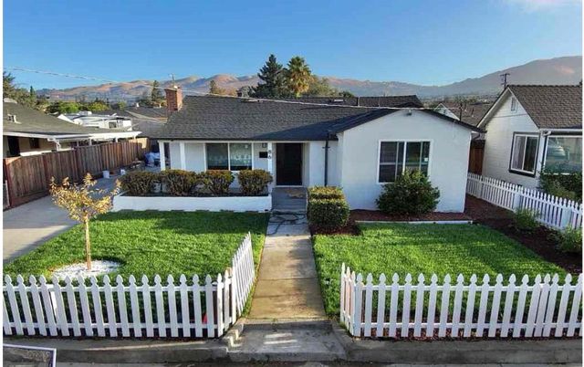 $1,429,000 | 86 North Claremont Avenue | Alum Rock