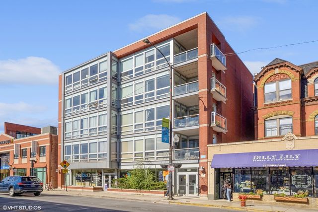 $4,100 | 744 West Fullerton Avenue, Unit 404 | Lincoln Park