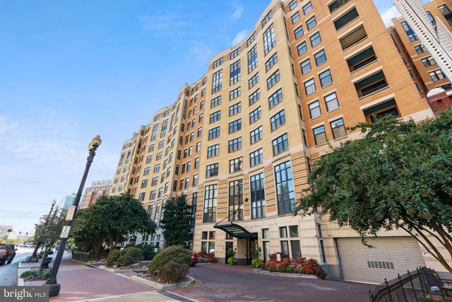 $479,900 | 400 Massachusetts Avenue Northwest, Unit 921 | Downtown-Penn Quarter