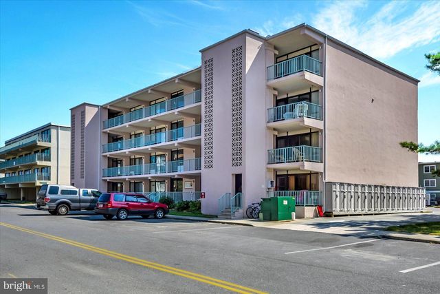 $399,900 | 13 44th Street, Unit 404 | Ocean City