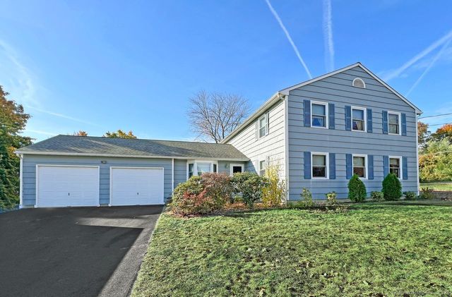 $579,000 | 120 Homewood Avenue | North Haven