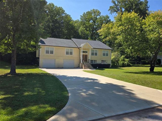 $384,900 | 5005 Dublin Drive Southwest | Sandtown