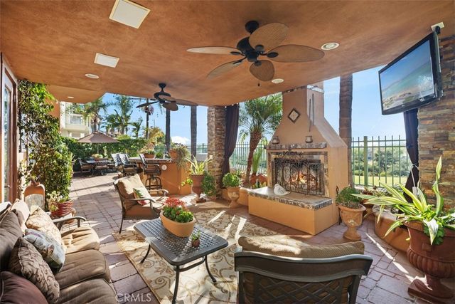 $2,198,000 | 33 Golf Ridge Drive | Dove Canyon