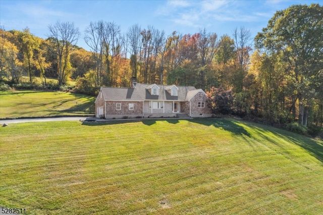 $800,000 | 250 Musconetcong River Road | Lebanon Township - Hunterdon County