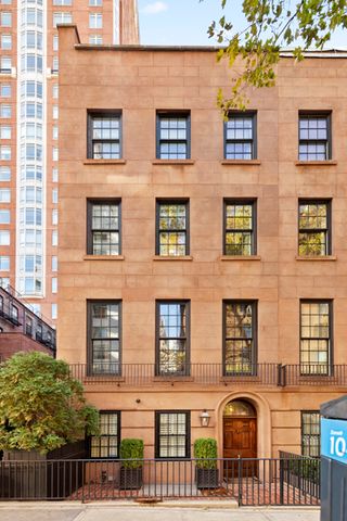 $10,750,000 | 164 East 66th Street | Lenox Hill