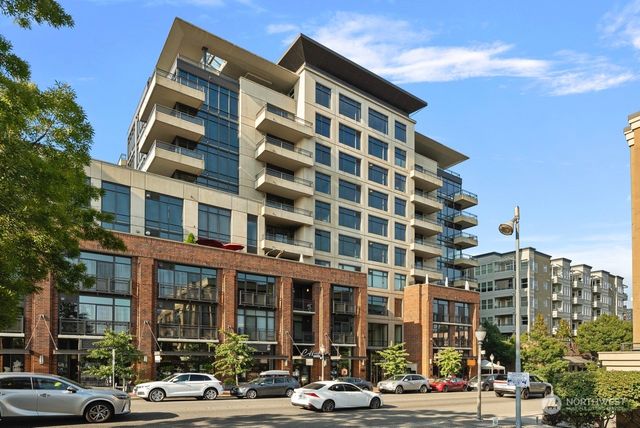 $930,000 | 10000 Main Street, Unit 403 | Downtown Bellevue