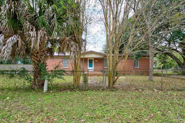 $275,000 | 999 North 57th Avenue | Myrtle Grove Park