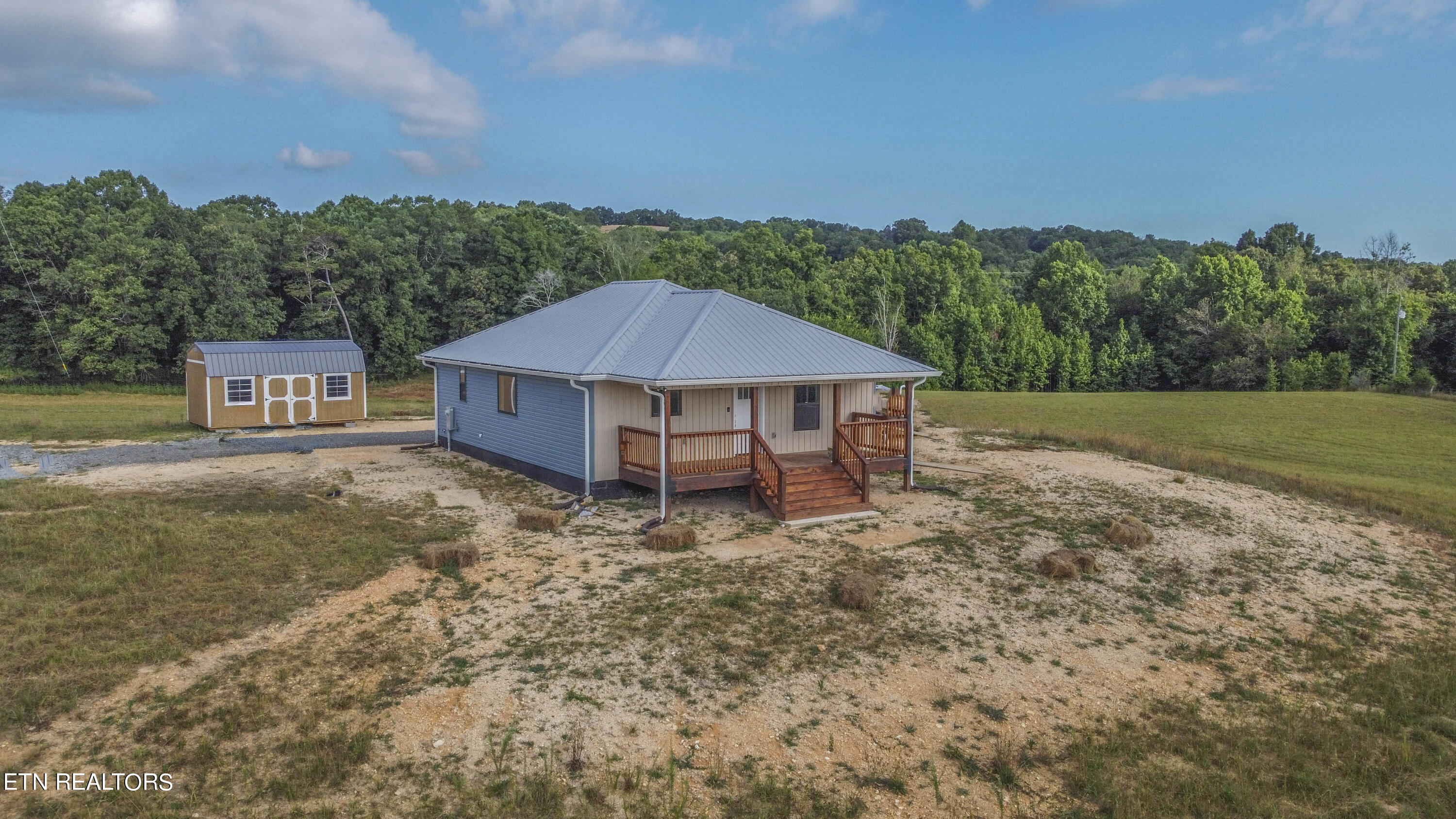 New Lakeview House on the Hill