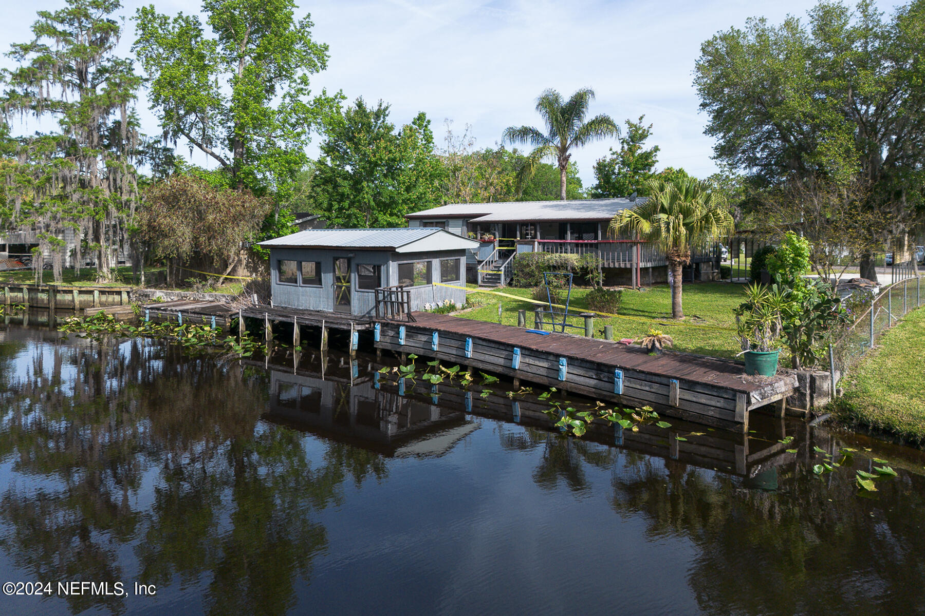 120 Ft of Water front